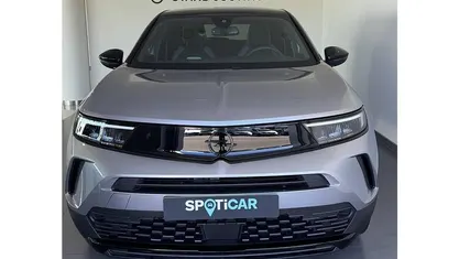 Cinzento Usado 2024 Opel Mokka SUV | € 21.490 (Preço justo)