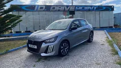 Cinzento Usado 2024 Peugeot 208 Citadino | € 17.900 (Preço justo)