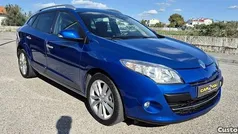 Azul Usado 2011 Renault Mégane III Dynamique Sedan | € 7.250 (Preço justo)