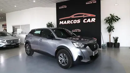 Usado Peugeot 2008 Allure 102 HP (75 kW) 2023 Cinza SUV