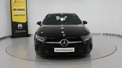 Preto Usado 2020 Mercedes A160 Style Sedan | € 25.480 (Preço justo)