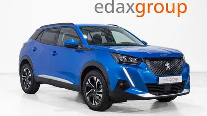 Azul Usado 2021 Peugeot 2008 Allure SUV | € 16.490 (Preço justo)