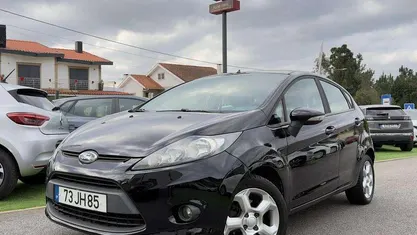 Usado Ford Fiesta Titanium 68 HP (50 kW) 2010 Preto Citadino