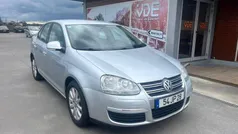 Cinzento Usado 2010 VW Jetta Trendline Sedan | € 7.950 (Preço justo)
