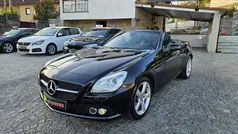 Preto Usado 2011 Mercedes SLK200 Cabrios | € 17.750