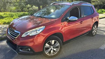 Usado Peugeot 2008 82 HP (60 kW) 2015 SUV