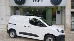 Branco Usado 2025 Peugeot Partner Monovolume | € 20.490 (Preço justo)
