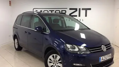 Azul Usado 2020 VW Sharan Highline Monovolume | € 31.950 (Preço justo)