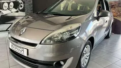 Cinzento Usado 2012 Renault Grand Scénic III Dynamique Monovolume | € 7.900 (Preço justo)