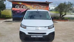 Branco Usado 2025 Fiat Doblò Monovolume | € 21.700 (Preço justo)