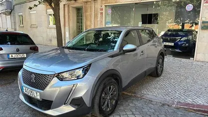 Usado Peugeot e-2008 Active 100 kW (136 HP) 2021 SUV