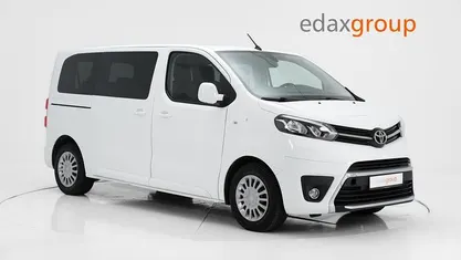 Usado Toyota Proace 120 HP (88 kW) 2019 Branco Monovolume