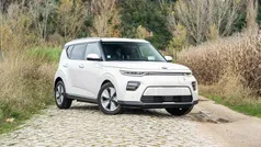 Branco Usado 2021 Kia Soul EV SUV | € 19.850 (Preço justo)