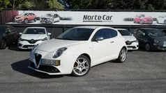 Branco Usado 2018 Alfa Romeo MiTo Citadino | € 11.900 (Preço justo)
