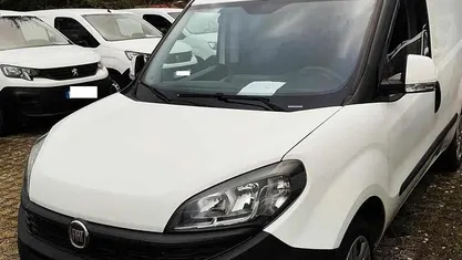 Usado 2019 Fiat Doblò Monovolume | € 8.900 (Bom preço)