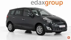 Cinzento Usado 2009 Renault Grand Scénic III Monovolume | € 4.390 (Bom preço)