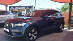 Azul Usado 2022 Volvo XC40 Inscription SUV | € 33.850 (Preço justo)
