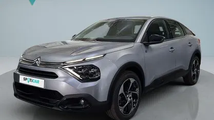 Cinzento Usado 2024 Citroën e-C4 Sedan | € 25.690 (Preço justo)