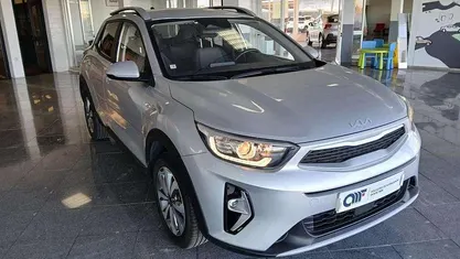 Usado 2025 Kia Stonic SUV | € 17.999 (Preço justo)
