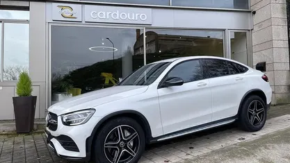 Branco preto Usado 2020 Mercedes GLC220 SUV | € 48.900 (Preço justo)