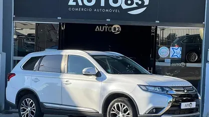 Usado 2018 Mitsubishi Outlander SUV | € 21.990 (Preço justo)