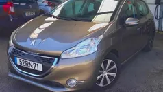 Cinzento Usado 2012 Peugeot 208 Active Citadino | € 9.880 (Preço justo)