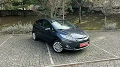 Azul Usado 2010 Ford Fiesta Titanium Citadino | € 6.999 (Preço justo)