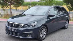 Azul Usado 2020 Peugeot 308 Allure Carrinha | € 13.980 (Preço justo)
