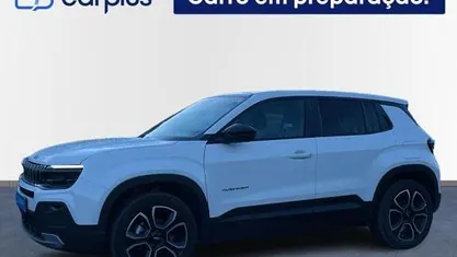 Usado 2025 Jeep Avenger Altitude SUV | € 23.500 (Bom preço)