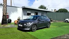 Cinzento Usado 2021 Peugeot 208 Citadino | € 13.700 (Preço justo)