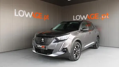 Cinzento Usado 2022 Peugeot 2008 SUV | € 18.400 (Preço justo)