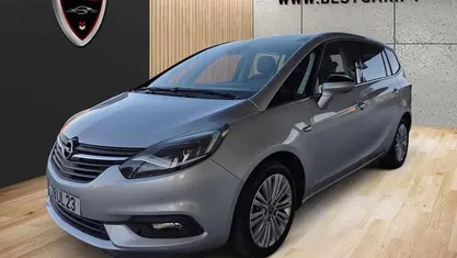 Usado Opel Zafira 136 HP (100 kW) 2018 Cinzento Monovolume