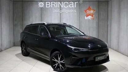 Usado MG MG5 EV Luxury 130 kW (177 HP) 2023 Preto Carrinha