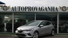 Cinza Usado 2022 Renault Clio V Evolution | € 16.450 (Preço justo)