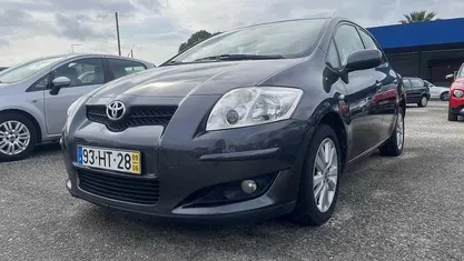Usado Toyota Auris 90 HP (66 kW) 2009 Cinza Citadino