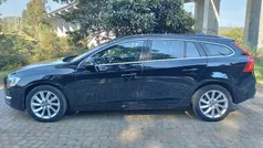 Preto Usado 2014 Volvo V60 Momentum Carrinha | € 11.500 (Bom preço)
