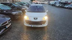 Branco Usado 2008 Peugeot 207 Citadino | € 4.250 (Bom preço)