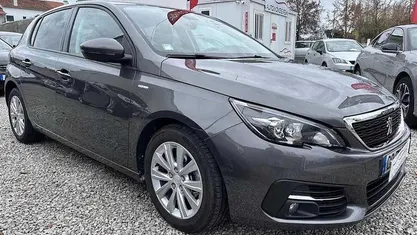Usado 2020 Peugeot 308 Style Citadino | € 15.500 (Preço justo)