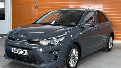 Cinzento Usado 2021 Kia Rio Citadino | € 12.750 (Preço justo)