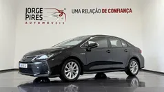 Preto Usado 2021 Toyota Corolla Sedan | € 21.990 (Preço justo)