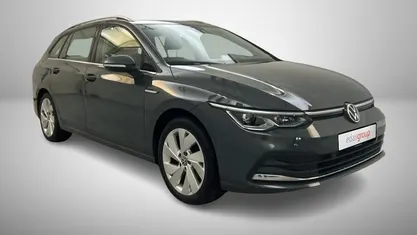 Cinzento Usado 2021 VW Golf VII Citadino | € 25.290 (Preço justo)