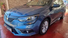 Azul Usado 2017 Renault Mégane IV LIMITED Citadino | € 13.500 (Preço justo)