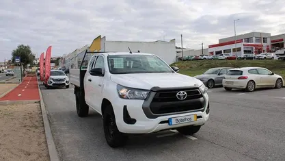 Branco Usado 2021 Toyota HiLux Pickup | € 36.900 (Preço justo)