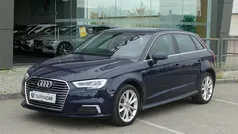 Azul Usado 2017 Audi A3 Sportback e-tron Sedan | € 19.990 (Preço justo)