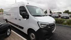 Branco Usado 2024 Renault Master Van | € 39.400 (Preço justo)