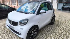 Branco Usado 2014 Smart ForTwo Coupé Proxy Coupé | € 8.950 (Preço justo)