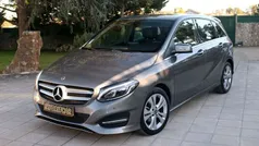 Cinza Usado 2017 Mercedes B180 Style Monovolume | € 22.500 (Caro)