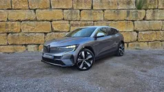 Cinza Usado 2023 Renault Mégane Techno | € 29.900 (Bom preço)