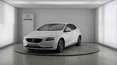 Usado 2019 Volvo V40 Plus Citadino | € 17.990 (Preço justo)