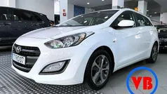 Branco Usado 2016 Hyundai i30 Comfort Carrinha | € 10.490 (Preço justo)